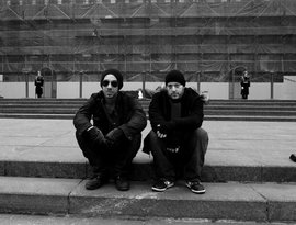 She Wants Revenge için avatar