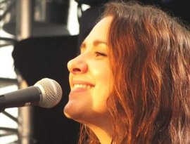 Lisa Abbott 的头像