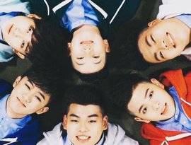 The East Light için avatar