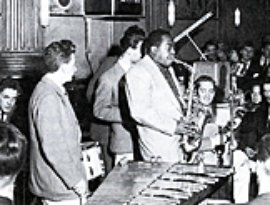 Charlie Bird Parker 的头像