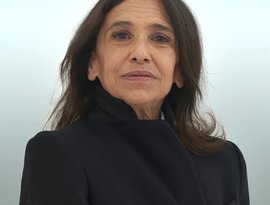Avatar for Kathryn Hunter