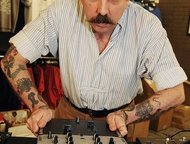 Andrew Weatherall için avatar