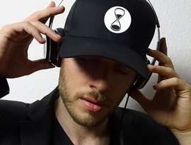 ASMR Zeitgeist için avatar