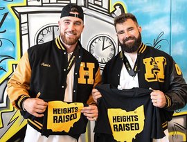 Avatar di New Heights with Jason and Travis Kelce