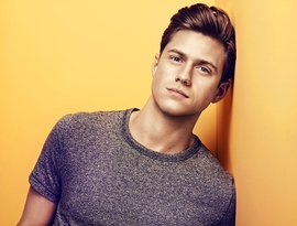 Аватар для Aaron Tveit