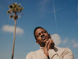 Open Mike Eagle 的头像