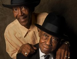 Pinetop Perkins & Willie "Big Eyes" Smith 的头像