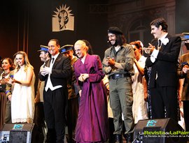 Avatar de Elenco: EVITA en Español