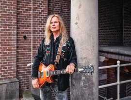 Avatar for Adrian Vandenberg