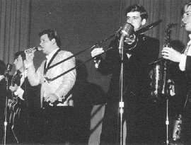 Bob Brady & The Con Chords 的头像