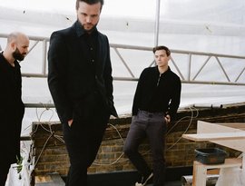 White Lies のアバター