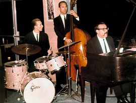 Avatar for Vince Guaraldi Trio