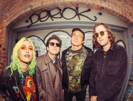 Frankie and the Witch Fingers 的头像
