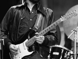 Maximum Decibels: Today's Rock Hits