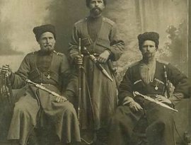 Аватар для И.Петров, Л.Белов, Р.Даруев