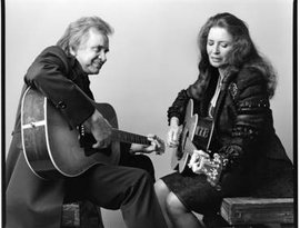 Johnny Cash (with June Carter Cash) 的头像