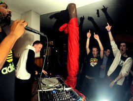 Avatar di Dubateers Meets Kenny Knots