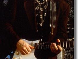 Gary Nicholson 的头像