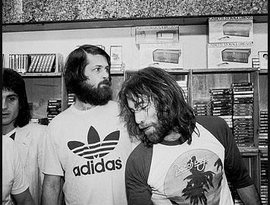 Brian & Dennis Wilson 的头像