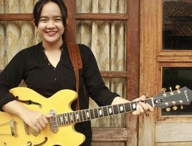 Avatar for MUTIARA
