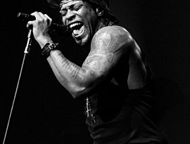 D’Angelo and The Vanguard のアバター