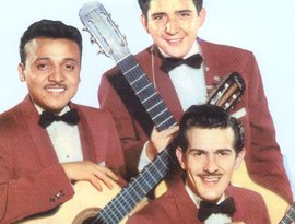 Los Tres Caballeros 的头像