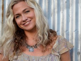Sally Taylor のアバター