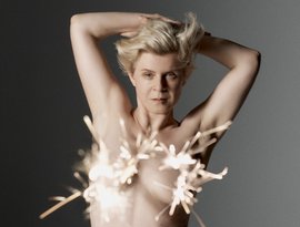 Robyn 的头像