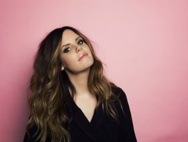 Mia Fieldes 的头像