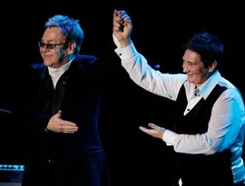 Elton John & K.D. Lang için avatar