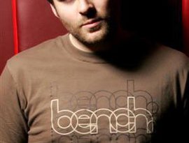 Gareth Emery feat. Brute Force 的头像