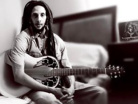 Julian Marley için avatar