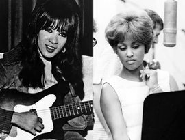 Avatar for Ronnie Spector & Darlene Love