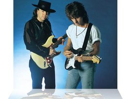 Stevie Ray Vaughan and Jeff Beck のアバター