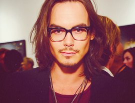 Аватар для Tyler Blackburn