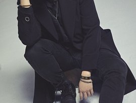 BOiTELLO 的头像