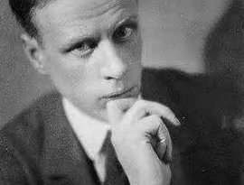Sinclair Lewis 的头像