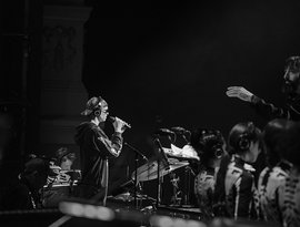 Awatar dla Louis Cole, Metropole Orkest & Jules Buckley