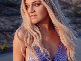 Kelsea Ballerini 的头像