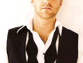 Raúl Esparza 的头像
