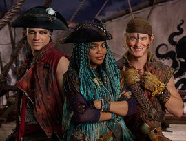 China Anne McClain, Thomas Doherty & Dylan Playfair 的头像
