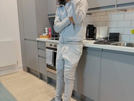 Dee Green 的头像