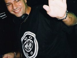 Avatar for Molella