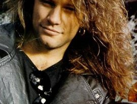 1997年 8月 16日、Wembley Stadium (London)にてSongs & Visions - The