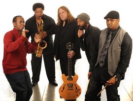 Warren Haynes Band 的头像