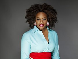 Dianne Reeves 的头像