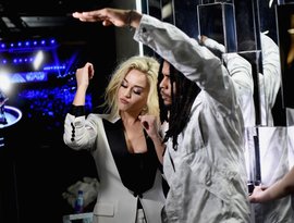 Avatar de Katy Perry, Skip Marley