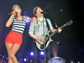 Awatar dla Taylor Swift, Fall Out Boy