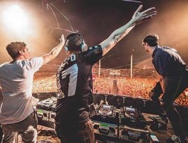 Avatar for Tiësto & The Chainsmokers