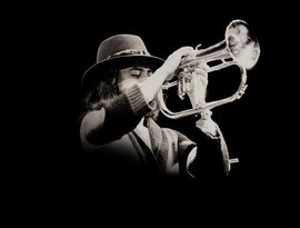 Chuck Mangione のアバター